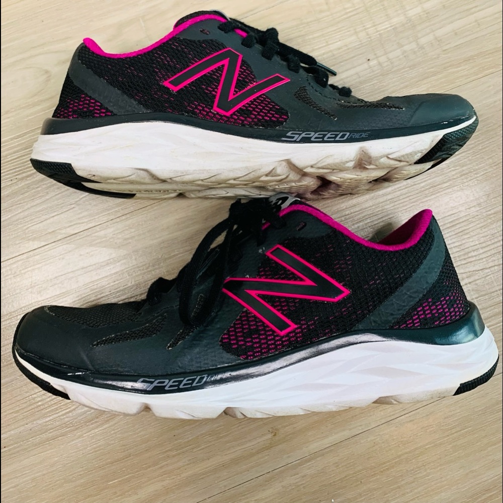 New Balance 610 V2 Trail Athletic Women's Size 7